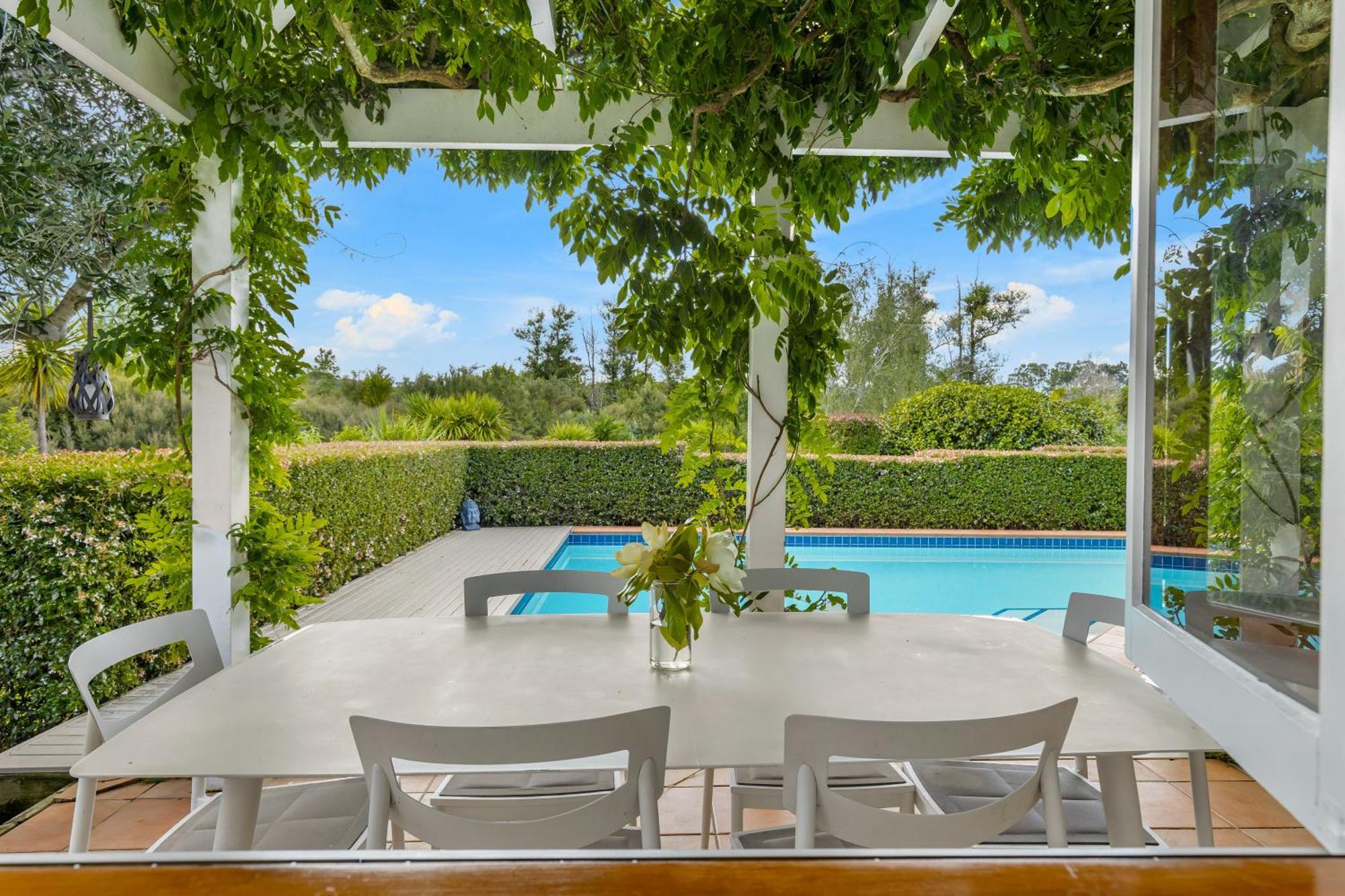 Riverview Retreat Riverhead 外观 照片